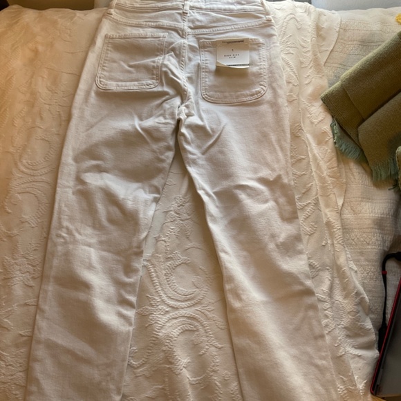 Pilcro NWT High Rise Slim White Jeans - Picture 2 of 5